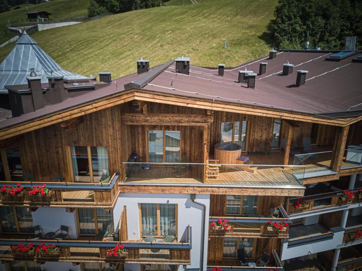 Hotel Astrid Saalbach-Hinterglemm Exterior photo